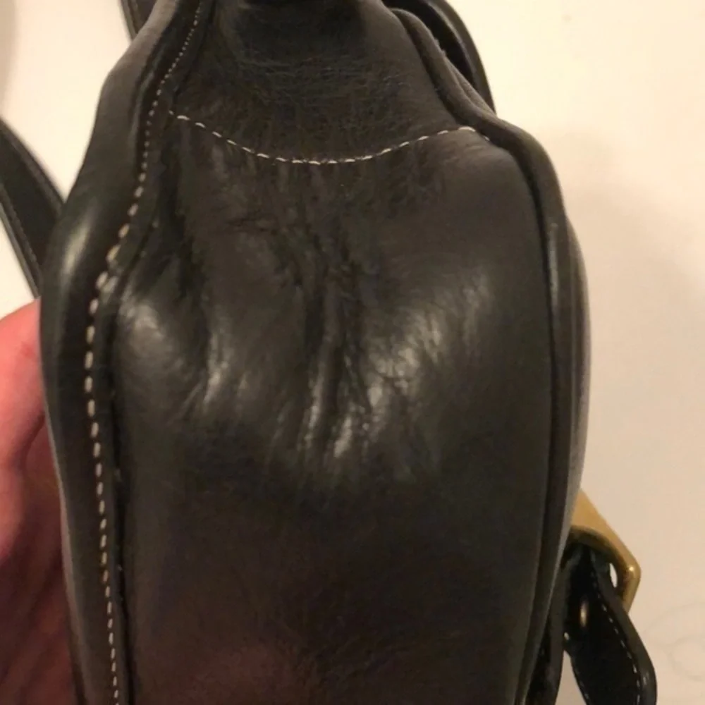 Coach ultra rare vintage Y2K mini black leather soho flap bag 9127